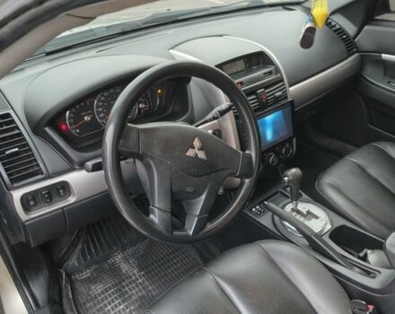 Бежевый Мицубиси Галант, объемом двигателя 2.4 л и пробегом 320 тыс. км за 5000 $, фото 6 на Automoto.ua