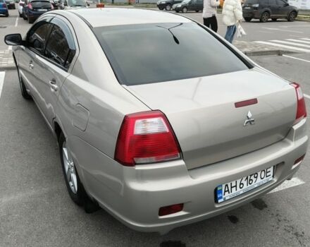 Бежевый Мицубиси Галант, объемом двигателя 2.4 л и пробегом 320 тыс. км за 5000 $, фото 4 на Automoto.ua