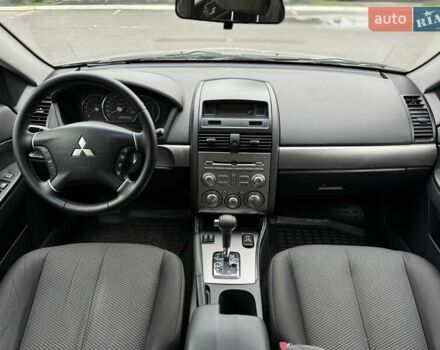 Бежевый Мицубиси Галант, объемом двигателя 2.4 л и пробегом 178 тыс. км за 5600 $, фото 34 на Automoto.ua