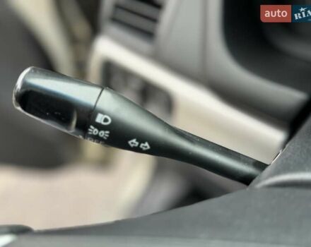 Бежевый Мицубиси Галант, объемом двигателя 2.4 л и пробегом 178 тыс. км за 5600 $, фото 32 на Automoto.ua