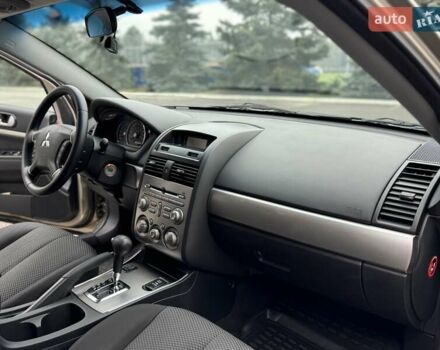 Бежевый Мицубиси Галант, объемом двигателя 2.4 л и пробегом 178 тыс. км за 5600 $, фото 37 на Automoto.ua