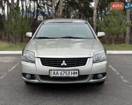 Бежевый Мицубиси Галант, объемом двигателя 2.4 л и пробегом 178 тыс. км за 5600 $, фото 2 на Automoto.ua