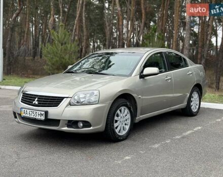 Бежевый Мицубиси Галант, объемом двигателя 2.4 л и пробегом 178 тыс. км за 5600 $, фото 1 на Automoto.ua