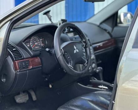 Бежевий Міцубісі Галант, об'ємом двигуна 2.4 л та пробігом 147 тис. км за 4900 $, фото 9 на Automoto.ua