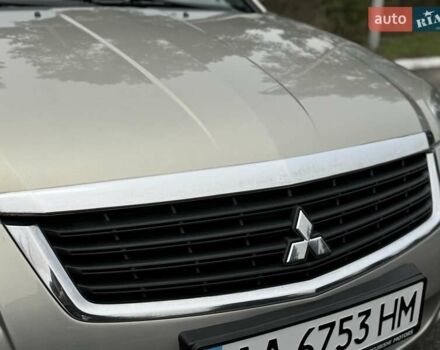 Бежевый Мицубиси Галант, объемом двигателя 2.4 л и пробегом 178 тыс. км за 5600 $, фото 11 на Automoto.ua