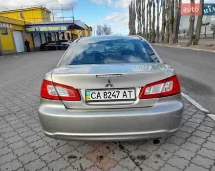 Бежевый Мицубиси Галант, объемом двигателя 2.4 л и пробегом 221 тыс. км за 5550 $, фото 3 на Automoto.ua