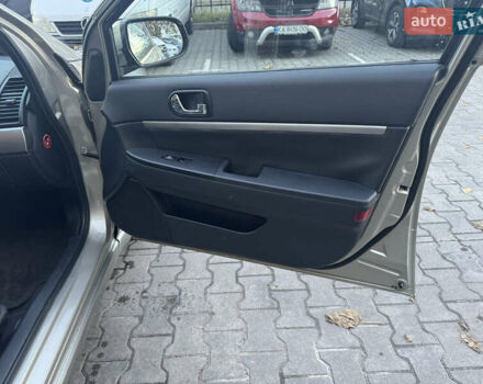 Міцубісі Галант 2009 у Києві на Automoto.ua Бежевий Міцубісі Галант, об'ємом двигуна 2.38 л та пробігом 137 тис. км за 5600 $, фото 31 на Automoto.ua