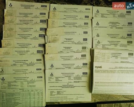 Бежевый Мицубиси Галант, объемом двигателя 2.38 л и пробегом 222 тыс. км за 6500 $, фото 12 на Automoto.ua