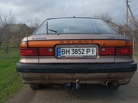 Бежевый Мицубиси Галант, объемом двигателя 2 л и пробегом 500 тыс. км за 1200 $, фото 1 на Automoto.ua