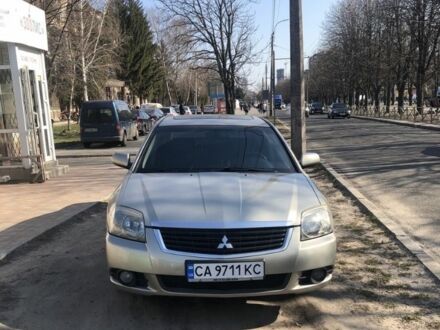 Мицубиси Галант 2008 в Черкассах на Automoto.ua Бежевый Мицубиси Галант, объемом двигателя 2.4 л и пробегом 252 тыс. км за 5500 $, фото 1 на Automoto.ua