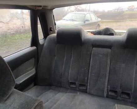 Черный Мицубиси Галант, объемом двигателя 1.8 л и пробегом 441 тыс. км за 1600 $, фото 2 на Automoto.ua