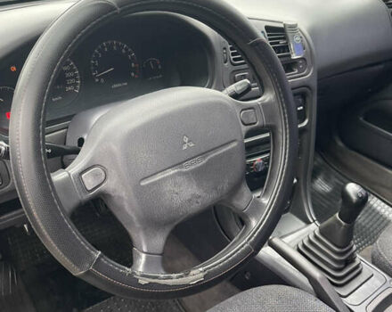 Міцубісі Галант 1993 у Одесі на Automoto.ua Чорний Міцубісі Галант, об'ємом двигуна 2 л та пробігом 150 тис. км за 1750 $, фото 4 на Automoto.ua