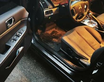 Черный Мицубиси Галант, объемом двигателя 2.4 л и пробегом 255 тыс. км за 4999 $, фото 16 на Automoto.ua