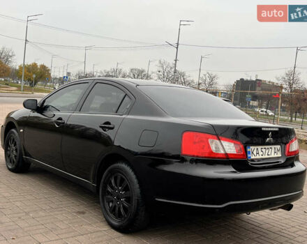 Черный Мицубиси Галант, объемом двигателя 2.4 л и пробегом 312 тыс. км за 5300 $, фото 3 на Automoto.ua