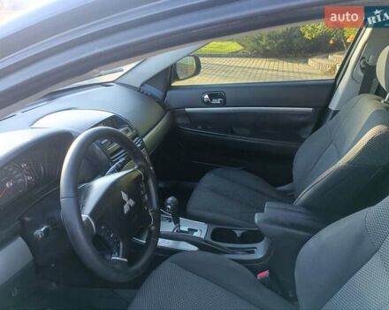 Черный Мицубиси Галант, объемом двигателя 2.38 л и пробегом 277 тыс. км за 3990 $, фото 11 на Automoto.ua