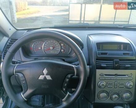 Черный Мицубиси Галант, объемом двигателя 2.38 л и пробегом 277 тыс. км за 3990 $, фото 13 на Automoto.ua