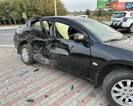 Черный Мицубиси Галант, объемом двигателя 2.4 л и пробегом 220 тыс. км за 1800 $, фото 5 на Automoto.ua