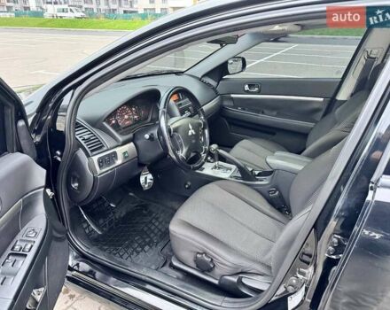 Черный Мицубиси Галант, объемом двигателя 2.38 л и пробегом 191 тыс. км за 6500 $, фото 8 на Automoto.ua