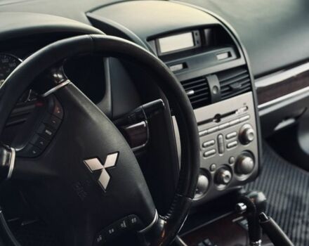 Черный Мицубиси Галант, объемом двигателя 2.4 л и пробегом 139 тыс. км за 8900 $, фото 8 на Automoto.ua