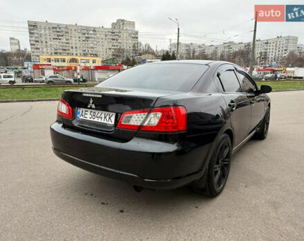 Черный Мицубиси Галант, объемом двигателя 2.38 л и пробегом 250 тыс. км за 6200 $, фото 2 на Automoto.ua