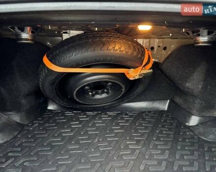 Черный Мицубиси Галант, объемом двигателя 2.38 л и пробегом 191 тыс. км за 6500 $, фото 13 на Automoto.ua