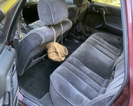 Красный Мицубиси Галант, объемом двигателя 1.8 л и пробегом 190 тыс. км за 1750 $, фото 5 на Automoto.ua