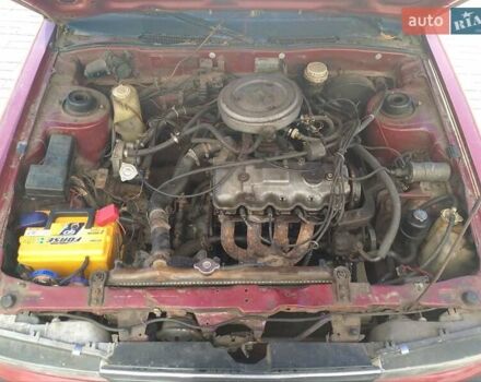 Красный Мицубиси Галант, объемом двигателя 1.8 л и пробегом 344 тыс. км за 1500 $, фото 1 на Automoto.ua