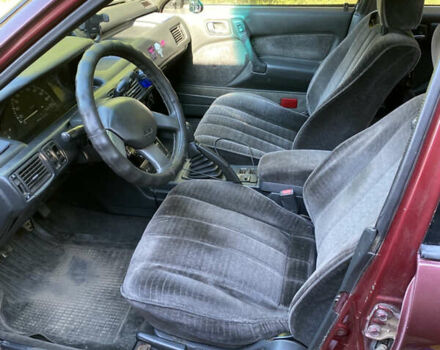 Красный Мицубиси Галант, объемом двигателя 1.8 л и пробегом 190 тыс. км за 1750 $, фото 4 на Automoto.ua