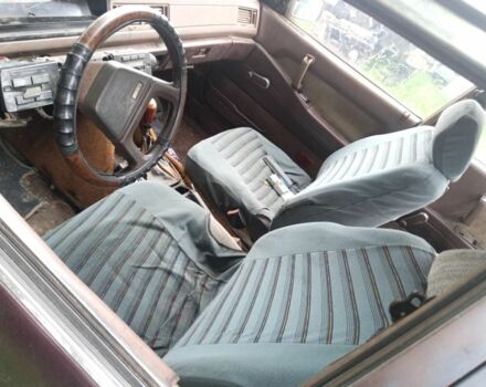 Красный Мицубиси Галант, объемом двигателя 0 л и пробегом 160 тыс. км за 238 $, фото 3 на Automoto.ua