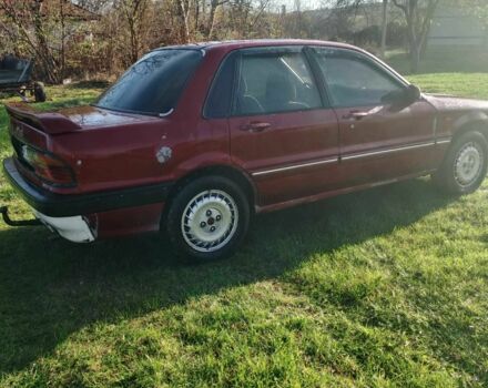 Красный Мицубиси Галант, объемом двигателя 2 л и пробегом 300 тыс. км за 1300 $, фото 2 на Automoto.ua