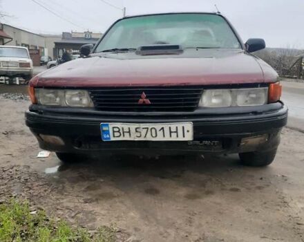 Красный Мицубиси Галант, объемом двигателя 0 л и пробегом 250 тыс. км за 500 $, фото 1 на Automoto.ua