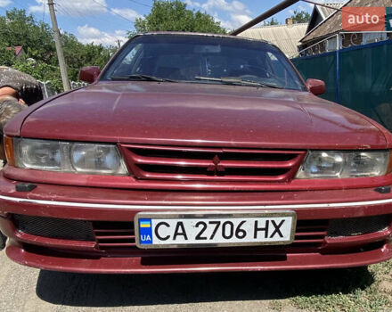 Красный Мицубиси Галант, объемом двигателя 2 л и пробегом 341 тыс. км за 1500 $, фото 5 на Automoto.ua