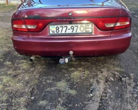 Красный Мицубиси Галант, объемом двигателя 2 л и пробегом 270 тыс. км за 2700 $, фото 1 на Automoto.ua