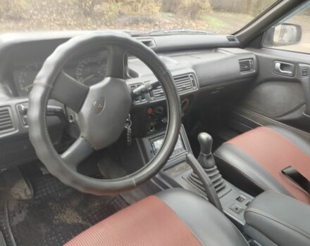 Красный Мицубиси Галант, объемом двигателя 2 л и пробегом 666 тыс. км за 999 $, фото 5 на Automoto.ua