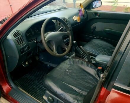 Красный Мицубиси Галант, объемом двигателя 1.8 л и пробегом 300 тыс. км за 1800 $, фото 4 на Automoto.ua