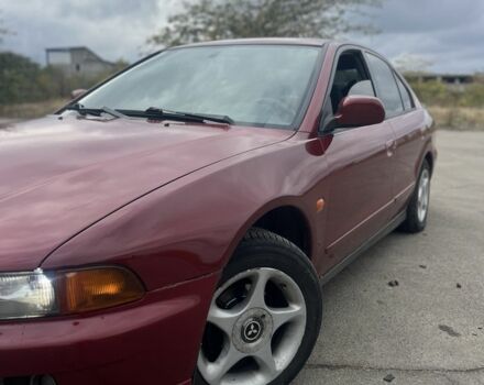 Красный Мицубиси Галант, объемом двигателя 2 л и пробегом 200 тыс. км за 2999 $, фото 1 на Automoto.ua