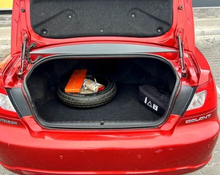 Червоний Міцубісі Галант, об'ємом двигуна 2.4 л та пробігом 300 тис. км за 5800 $, фото 2 на Automoto.ua