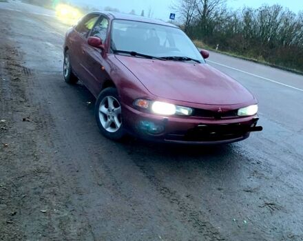 Червоний Міцубісі Галант, об'ємом двигуна 2 л та пробігом 250 тис. км за 2000 $, фото 3 на Automoto.ua