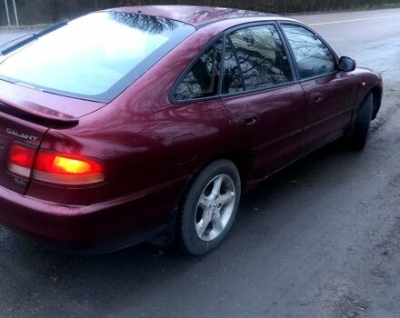 Червоний Міцубісі Галант, об'ємом двигуна 2 л та пробігом 250 тис. км за 2000 $, фото 2 на Automoto.ua