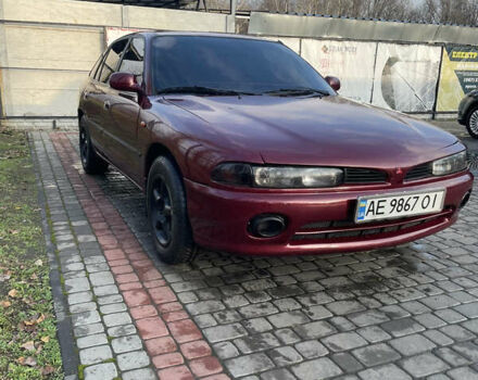Червоний Міцубісі Галант, об'ємом двигуна 1.8 л та пробігом 300 тис. км за 2500 $, фото 1 на Automoto.ua
