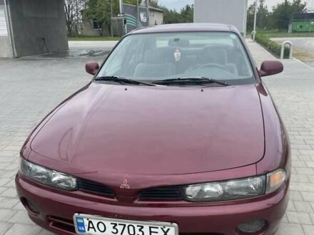 Красный Мицубиси Галант, объемом двигателя 2 л и пробегом 250 тыс. км за 2100 $, фото 1 на Automoto.ua