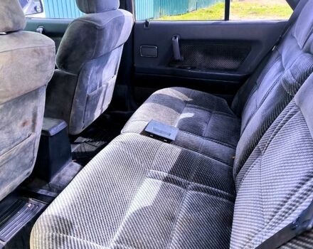 Серый Мицубиси Галант, объемом двигателя 2 л и пробегом 0 тыс. км за 650 $, фото 1 на Automoto.ua