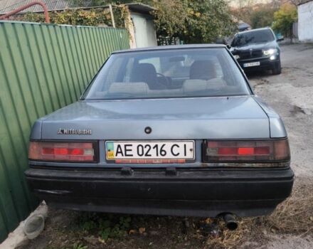 Серый Мицубиси Галант, объемом двигателя 1.6 л и пробегом 500 тыс. км за 251 $, фото 3 на Automoto.ua