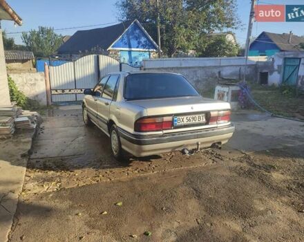 Сірий Міцубісі Галант, об'ємом двигуна 1.8 л та пробігом 400 тис. км за 1900 $, фото 1 на Automoto.ua