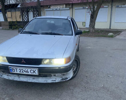 Сірий Міцубісі Галант, об'ємом двигуна 1.76 л та пробігом 400 тис. км за 1350 $, фото 2 на Automoto.ua