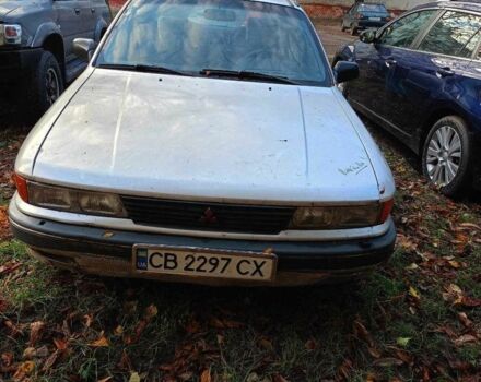 Мицубиси Галант 1988 в Чернигове на Automoto.ua Серый Мицубиси Галант, объемом двигателя 1.8 л и пробегом 300 тыс. км за 500 $, фото 1 на Automoto.ua