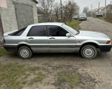 Серый Мицубиси Галант, объемом двигателя 2 л и пробегом 290 тыс. км за 1800 $, фото 2 на Automoto.ua