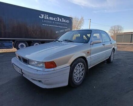 Сірий Міцубісі Галант, об'ємом двигуна 2 л та пробігом 500 тис. км за 1400 $, фото 1 на Automoto.ua