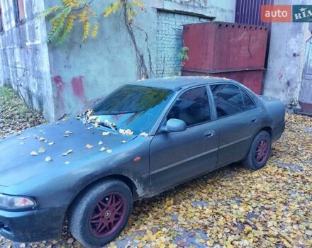 Серый Мицубиси Галант, объемом двигателя 1.8 л и пробегом 245 тыс. км за 2000 $, фото 1 на Automoto.ua