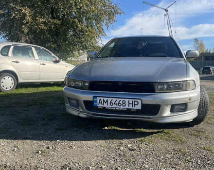 Серый Мицубиси Галант, объемом двигателя 2.5 л и пробегом 350 тыс. км за 2200 $, фото 5 на Automoto.ua